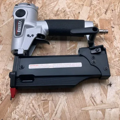 Фото TRUSTY PT650 шпилькозабивной пистолет в интернет-магазине ToolHaus.ru