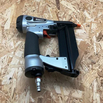 Фото TRUSTY TPN-2345S шпилькозабивной пистолет в интернет-магазине ToolHaus.ru