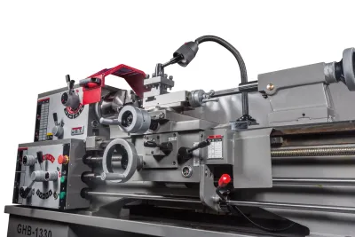 Фото JET GHB-1330A DRO Токарно-винторезный станок в интернет-магазине ToolHaus.ru