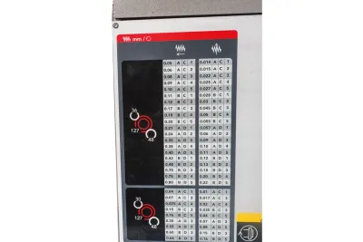 Фото JET GHB-1330A DRO Токарно-винторезный станок в интернет-магазине ToolHaus.ru