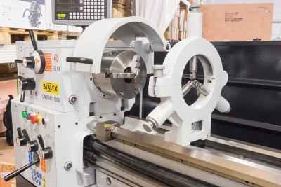 Фото Токарно-винторезный станок STALEX CM6241/1000 в интернет-магазине ToolHaus.ru